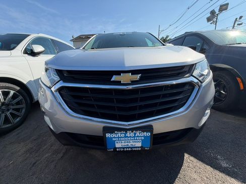 Used 2021 Chevrolet Equinox LT AWD/4WD image 2