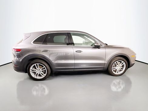 Used 2023 Porsche Cayenne AWD/4WD image 11