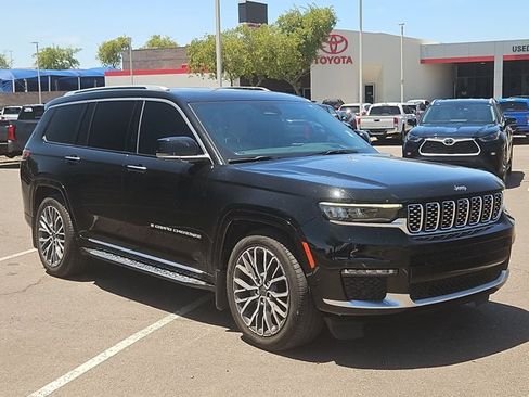 Used 2021 Jeep Grand Cherokee L Summit AWD/4WD image 3