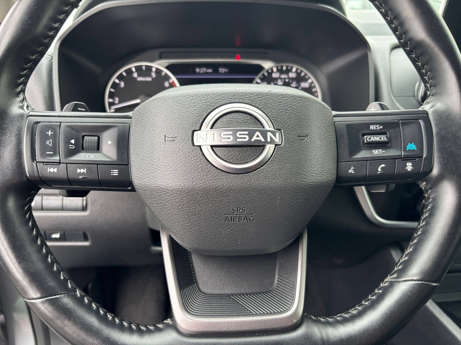 Used 2025 Nissan Rogue SV FWD image 29