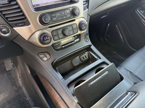 Used 2018 GMC Yukon Denali image 26