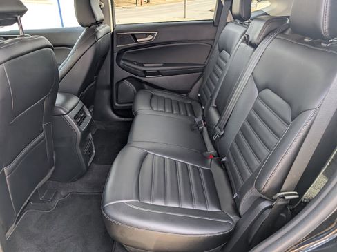 Used 2024 Ford Edge SEL image 13