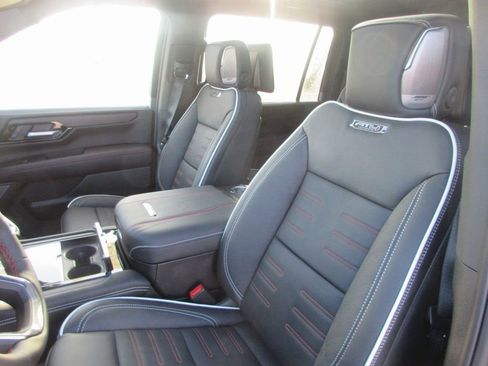 New 2026 GMC Yukon XL AT4 Ultimate image 12