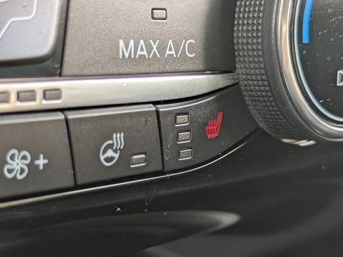 Used 2022 Ford Escape SEL w/ Technology Package image 21