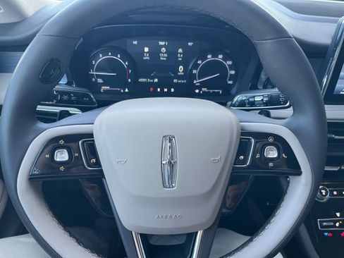 Used 2022 Lincoln Corsair FWD w/ Equipment Group 101A image 16