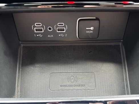 Used 2023 Jeep Grand Cherokee Altitude RWD image 11