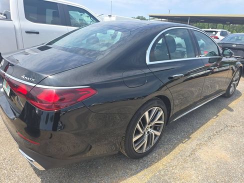 Used 2025 Mercedes-Benz E 350 4MATIC Sedan w/ Winter Package image 2