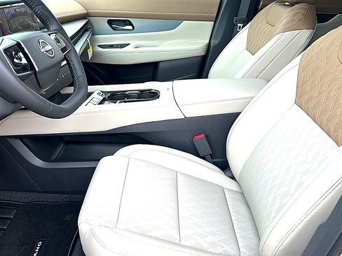 New 2026 Nissan Murano Platinum w/ Cargo Package AWD/4WD image 10