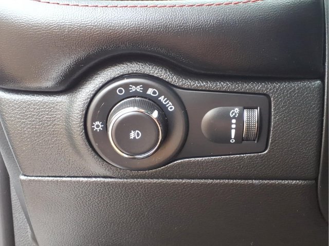 Used 2023 Dodge Durango GT AWD/4WD image 14