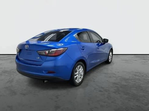 Used 2018 Toyota Yaris iA FWD image 3