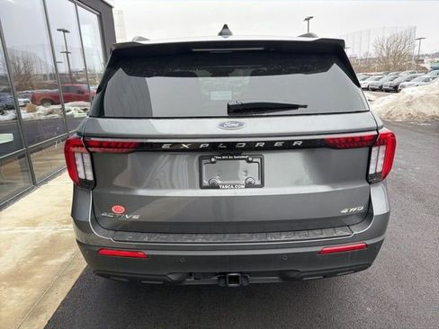 New 2026 Ford Explorer Active image 4