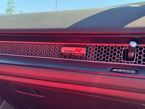 Used 2023 Honda Civic Type R image 26