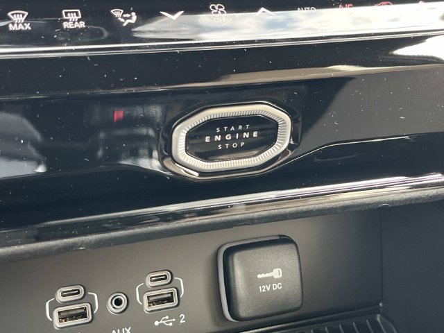 New 2027 Jeep Grand Cherokee Limited AWD/4WD image 29