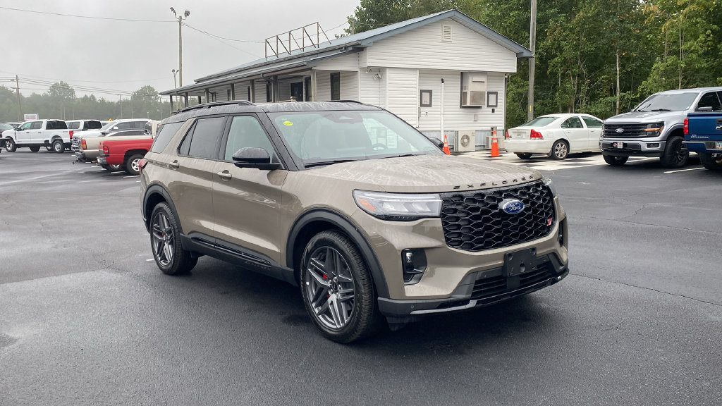 New 2026 Ford Explorer ST w/ Sun And Sound Package AWD/4WD image 3