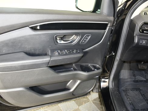 Certified 2024 Honda Pilot EX-L image 36