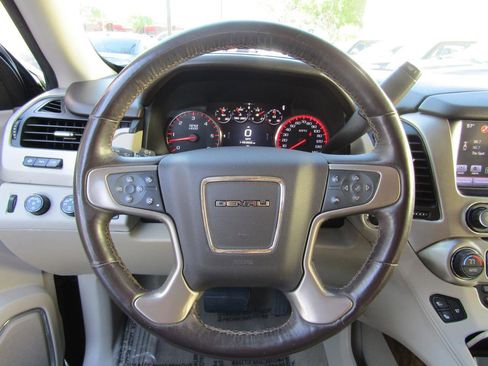 Used 2016 GMC Yukon Denali w/ Open Road Package image 17