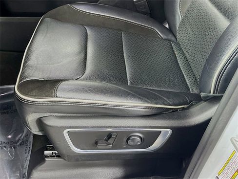 Used 2024 RAM 1500 Laramie image 21