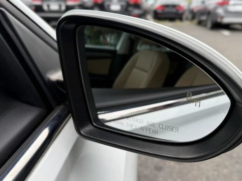 Used 2019 Volkswagen Jetta SEL FWD image 45