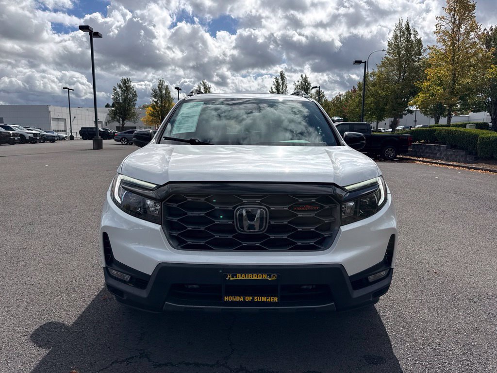 Used 2023 Honda Passport TrailSport image 2