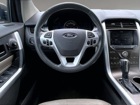 Used 2013 Ford Edge SEL FWD image 8