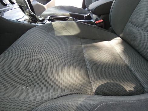 Used 2018 Volkswagen Golf S image 52