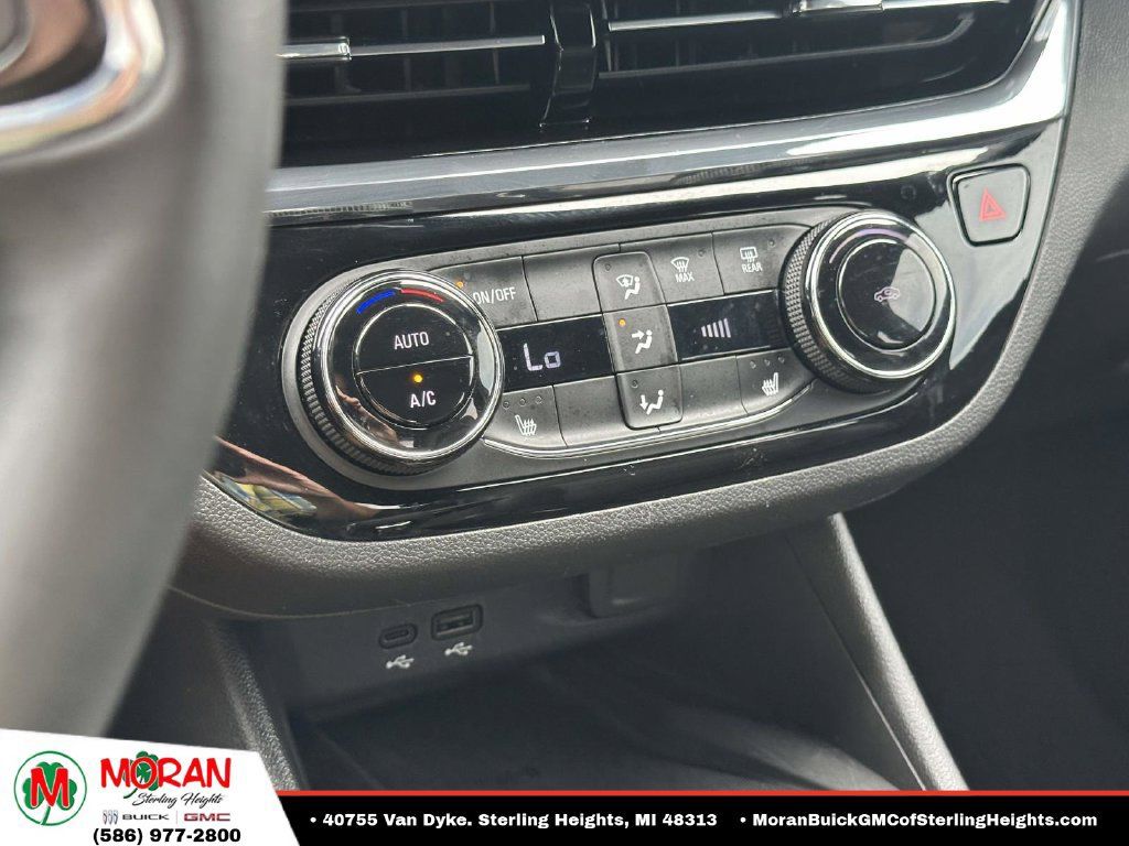 Certified 2024 Buick Envista Sport Touring w/ Convenience I Package FWD image 26