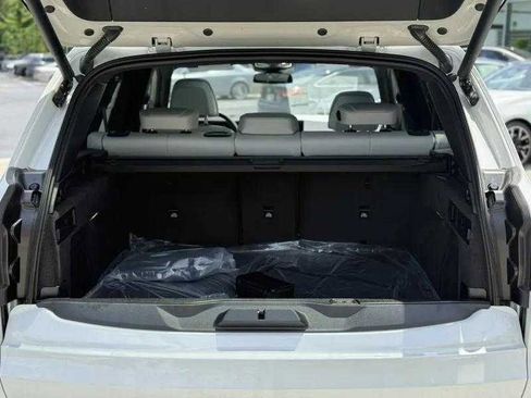 Certified 2025 BMW X5 xDrive50e w/ Executive Package image 19