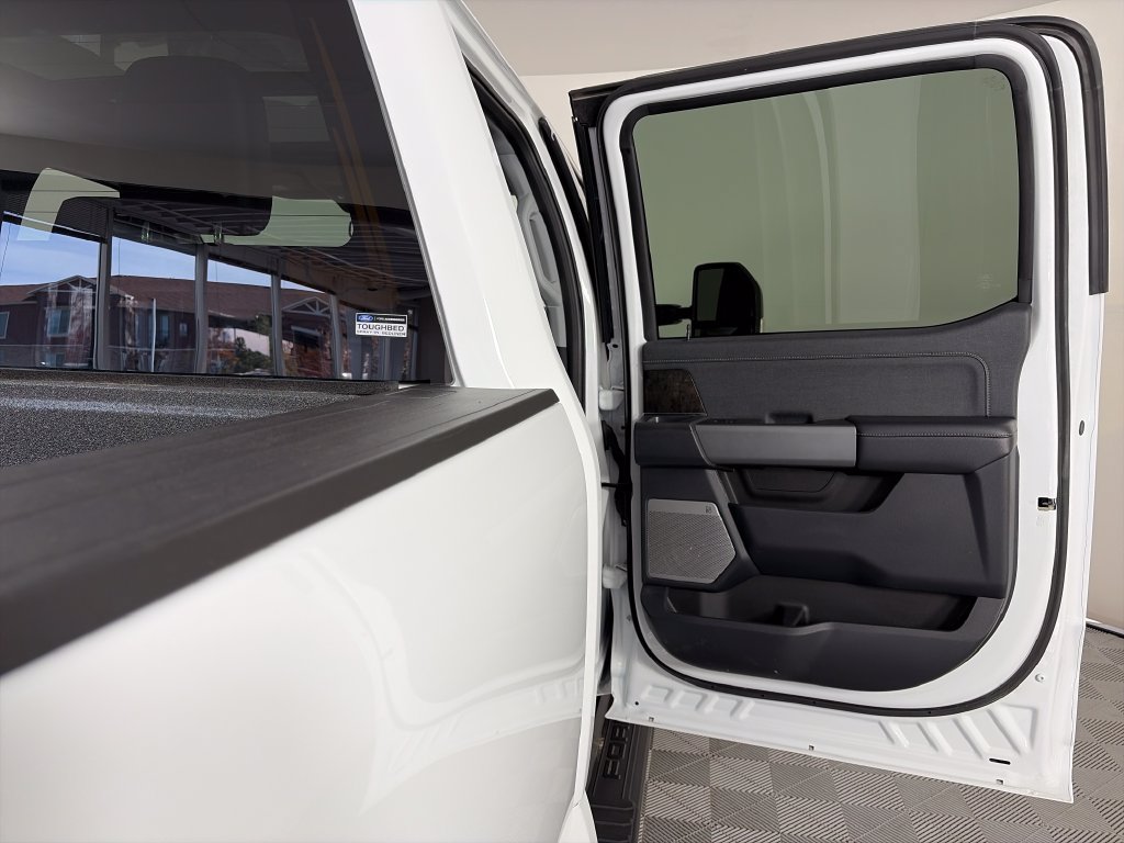 Certified 2024 Ford F350 Lariat w/ Lariat Ultimate Package AWD/4WD image 28