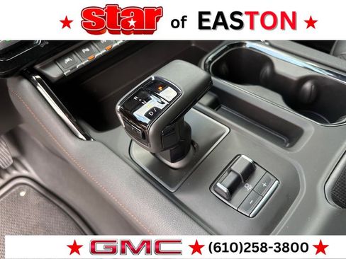 Used 2025 GMC Sierra 1500 AT4 w/ AT4 Premium Package AWD/4WD image 32