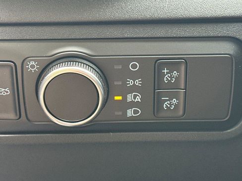 New 2025 Ford Mustang Coupe image 21