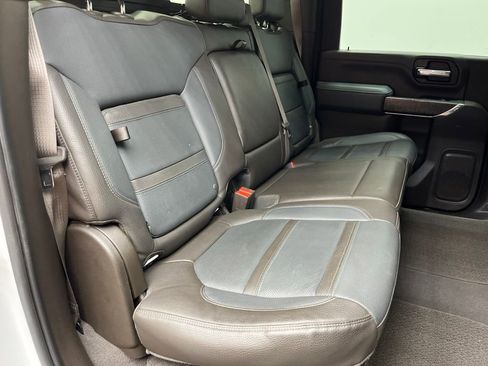 Used 2023 GMC Sierra 3500 Denali w/ Denali Ultimate Package AWD/4WD image 18