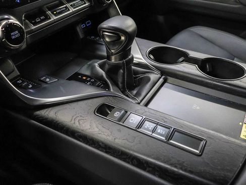 Used 2024 Lexus LX 600 4WD w/ Interior Upgrade Package image 23