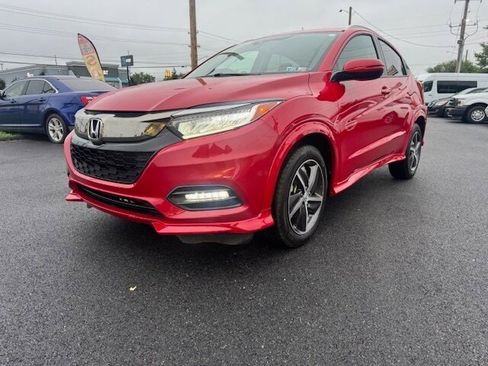 Used 2020 Honda HR-V Touring image 14