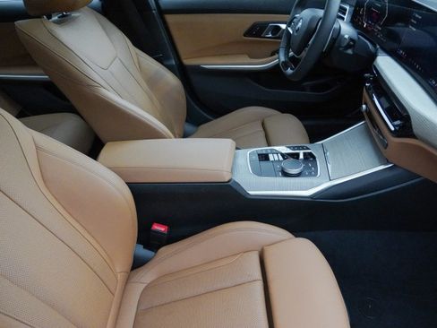 Used 2025 BMW 330i Sedan RWD image 13