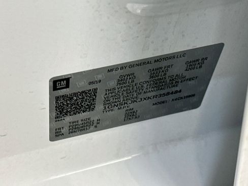 Used 2019 Chevrolet Suburban Premier AWD/4WD image 12