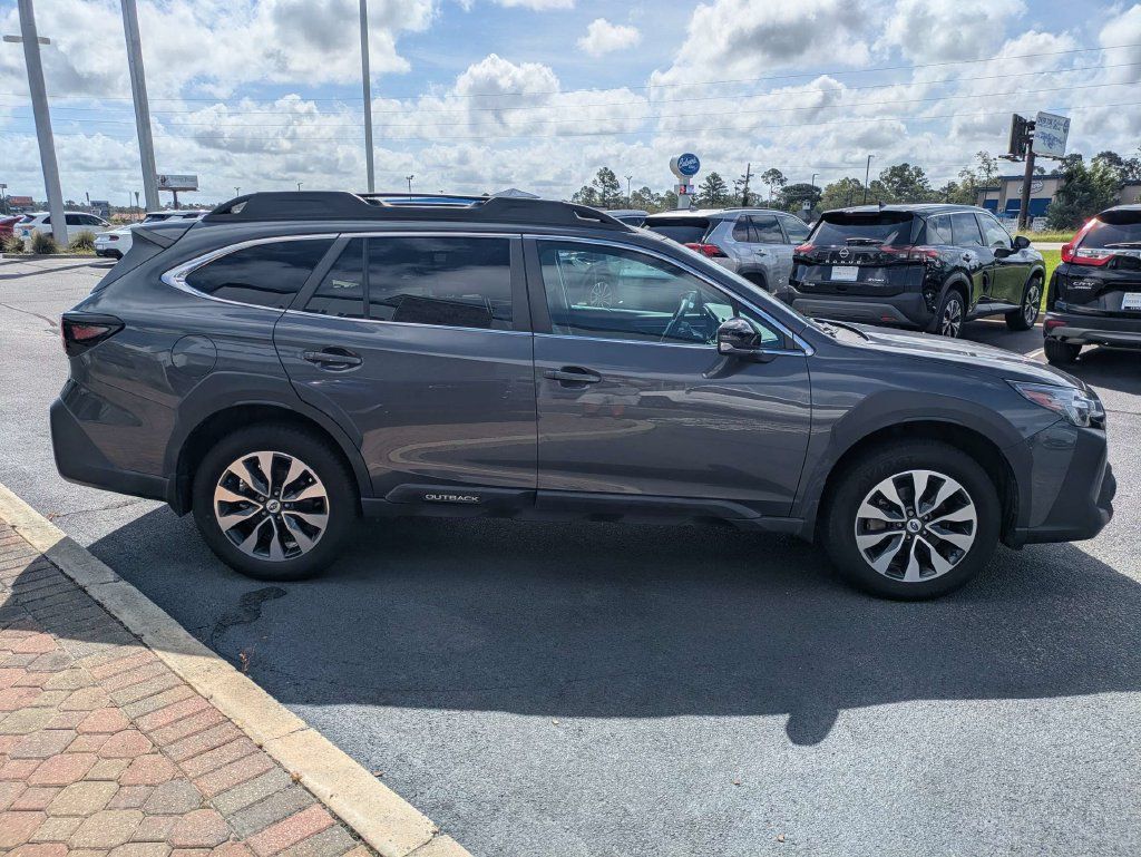 Certified 2024 Subaru Outback Limited AWD/4WD image 4