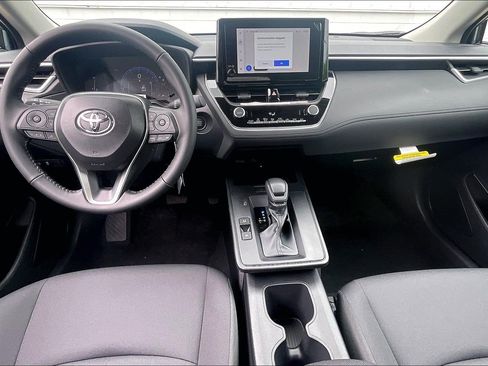 New 2026 Toyota Corolla Cross LE AWD/4WD image 6