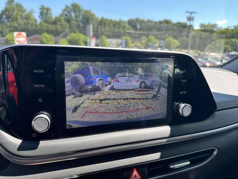 Used 2020 Hyundai Sonata SE FWD image 17