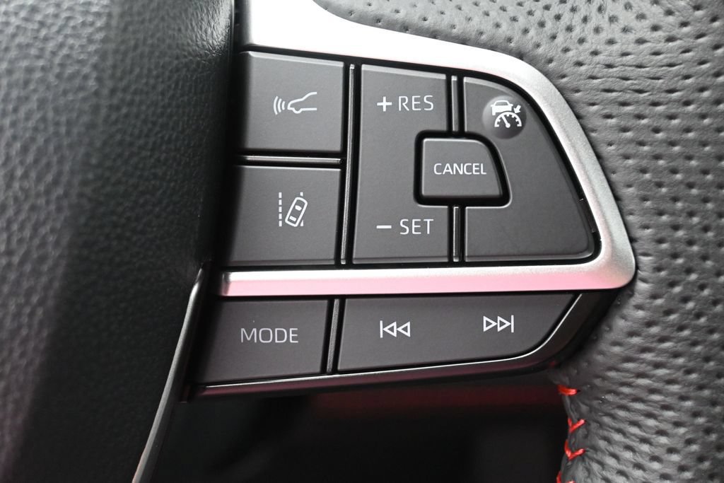 Used 2026 Toyota Sienna XSE AWD/4WD image 17