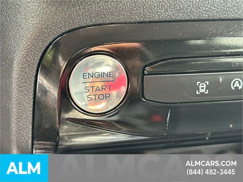 Certified 2025 Ford Escape Platinum AWD/4WD image 34