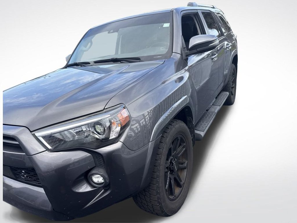 Used 2022 Toyota 4Runner SR5 Premium w/ Moonroof Package RWD image 13