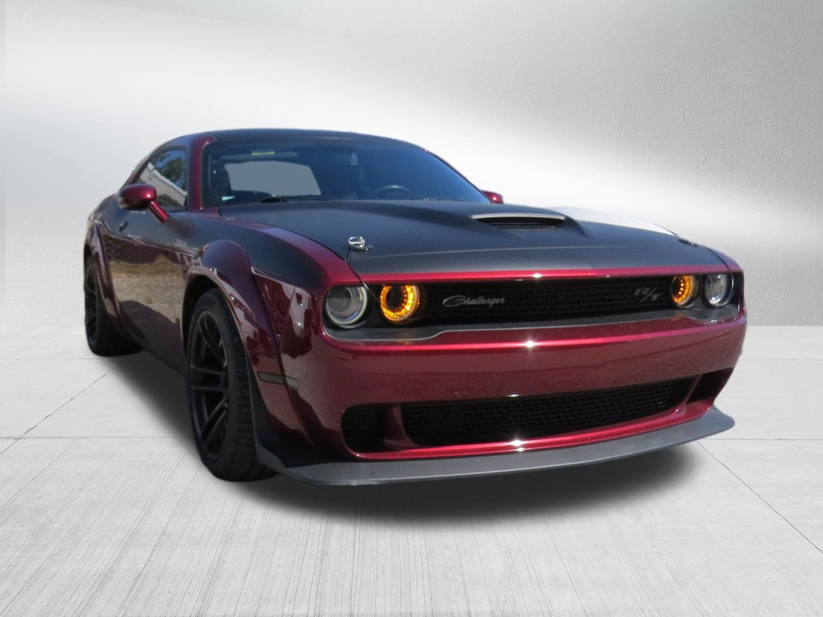 Used 2022 Dodge Challenger R/T Scat Pack RWD image 9