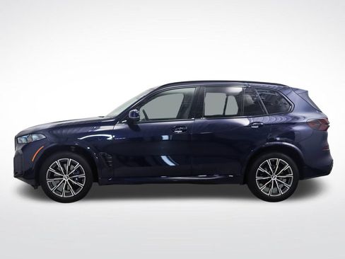 Used 2025 BMW X5 xDrive40i w/ Executive Package AWD/4WD image 2