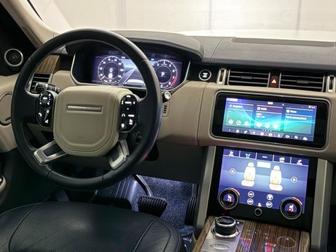Used 2019 Land Rover Range Rover HSE image 29