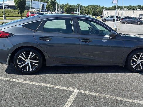 Used 2023 Honda Civic LX image 4