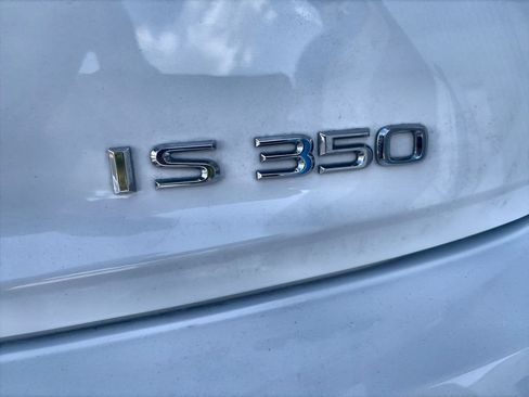 Used 2018 Lexus IS 350 F Sport RWD image 32