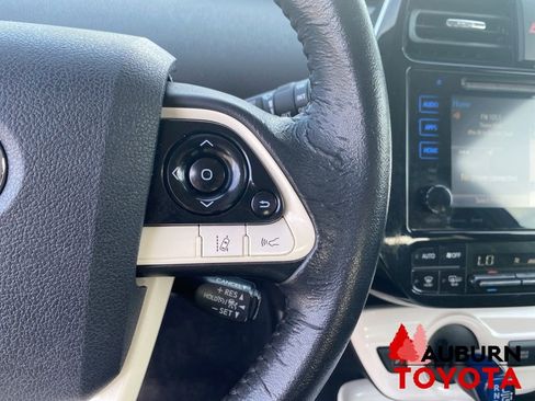 Used 2016 Toyota Prius Four Touring FWD image 34