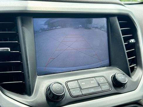 Used 2019 GMC Acadia SLT FWD image 27