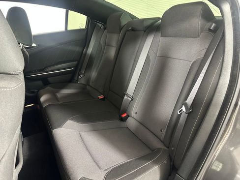 Used 2020 Dodge Charger SXT RWD image 18