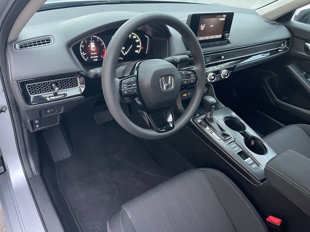 Used 2024 Honda Civic LX image 6